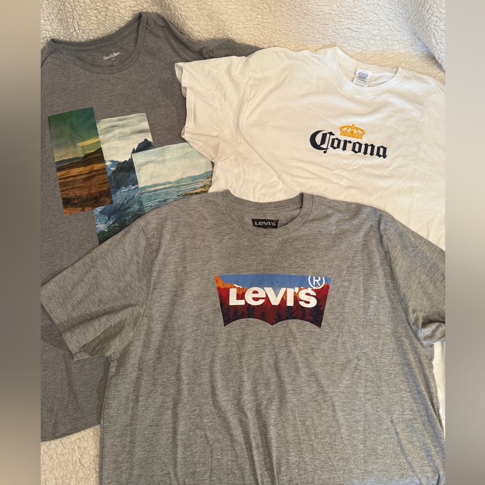 Levi's, Corona, & Goodfellow Graphic T-Shirts Set. Size XL.
